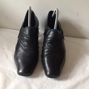 CAPRICE Damas Negro Cuero Zapatos Talla UK 7 EU 40.5 Hechos En Alemania Usados - Imagen 1 de 12