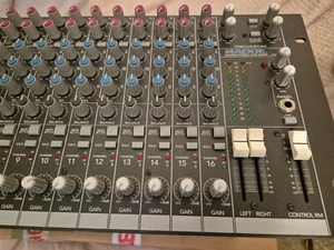 Mackie LM 3204 Line Mixer - Picture 1 of 7