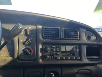 2000-2001 Dodge Ram 1500 Ac Heater Climate Control W4093 - Image 1 of 4