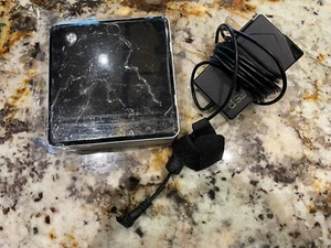 Intel NUC Intel Core i3-NUC6i3SYK - Black/Silver + 256GB HDD + 8GB RAM - Picture 1 of 8