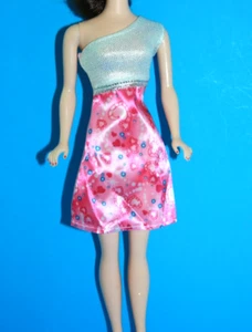 Barbie ROSA Y PLATA Satén Corto Halter Mini VESTIDO Correa para el Hombro - Imagen 1 de 3
