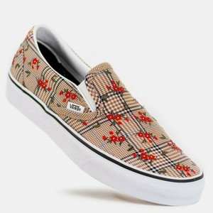 local converse