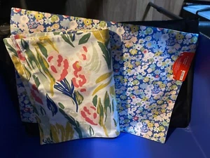 Colorful Opal House Reversible Table Napkins Set of 4 Poly/Cotton Mix - Picture 1 of 3