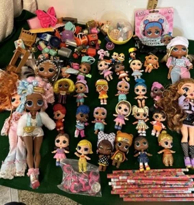 LOL Surprise OMG Movie Magic Studios with 100+ Pieces, 30+ Dolls over 5 pounds - Picture 1 of 13