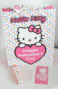Hello Kitty San Valentín Juego de Regalo The Creme Shop Bálsamo Labial San Valentín Bolsa de Regalo y Tarjeta - Imagen 1 de 12