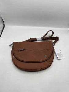 Lululemon All Night Festival Bag 5L ANCP Zipper Crossbody NWT - Picture 1 of 8