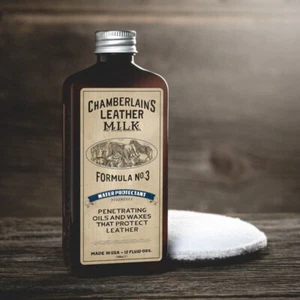 Chamberlain's Leather Milk Water Protectant Formula No. 3 Waterproofs Shoes - Picture 1 of 4