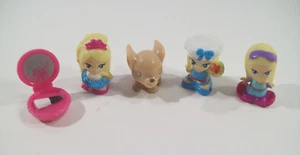 Lote mini figuras Barbie Squinkies, chef, bailarina, perro - Imagen 1 de 2