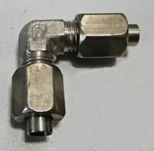 1/4" Tube SS Triple-Lok JIC Union Elbow 37° Flare / 37° Flare PARKER 4 ETXO-SS - Picture 1 of 1