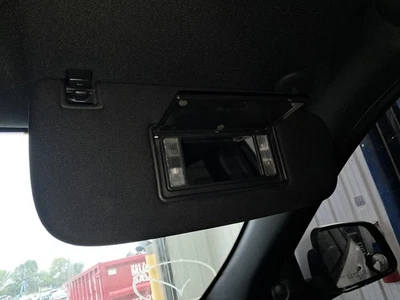 二手 右遮阳板 适合:2016 吉普大切诺基 带照明 右等级 A — 第 1/4 张图片