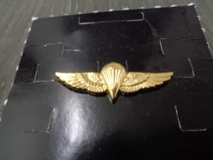 Mini USMC EE. UU. NAVY MARINE CORPS Aerotransportado PARACAÍDAS ALA DE SALTO PIN DORADO 1,5 PULGADAS - Imagen 1 de 5