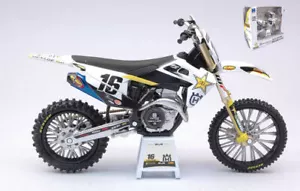 Husqvarna #16 Zach Osborne 1:12 Modell 58243 New Ray - Bild 1 von 1