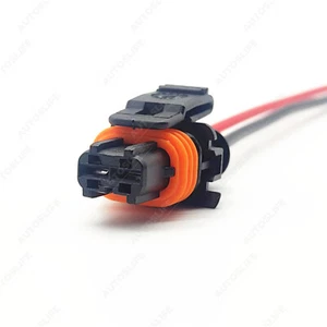 2-Pin Alternator Connector Pigtail Plug For Chevrolet Silverado 1500 2500 3500 - Picture 1 of 6
