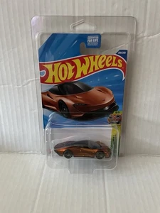 Hot Wheels Super Treasure Hunt McLaren Speedtail 2025. New - Picture 1 of 6