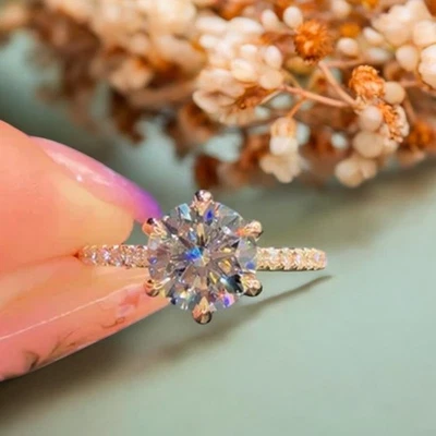 Anillo de oro de diamantes para mujer cultivado en laboratorio redondo 2,7 quilates certificado IGI 14 k amarillo Foto 1 de 4