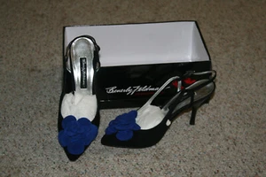 One pair Beverly Feldman black suede slingback w/ blue pompom 3" heel size 7.5m - Picture 1 of 3