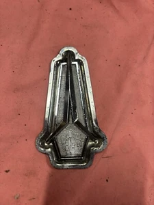 68 69 Plymouth B Body Rear Back Seat Upholstery Medallion Mopar - Picture 1 of 2