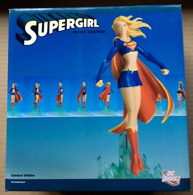SUPERGIRL MINI-STATUE (2011) DC Direct; Michael Turner; #1031/3000 - Image 1 of 4