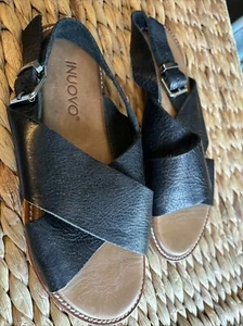 INUOVO 36 (6) schwarze Damen-Sandalen, flache Leder * " - Bild 1 von 3