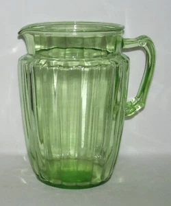 Anchor Hocking Glass PILLAR OPTIC "Log Cabin" Green Large Iced Tea Pitcher - Picture 1 of 3