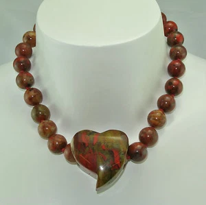 elegantes Jaspis-Collier mit Herz-Anhänger / ca. 44 cm - Bild 1 von 6