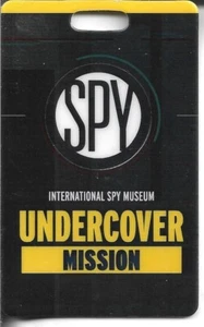 TARJETA DE ESPIONAJE MISIÓN ENCUBIERTA MUSEO INTERNACIONAL ESPÍA - Imagen 1 de 2