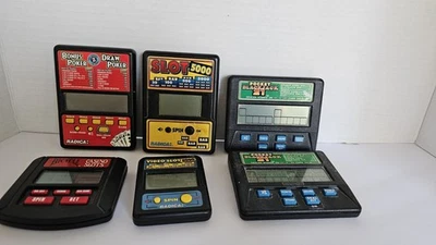 Lote De 6 De Colección Radica Portátil: Ranura De Poker 5000 Blackjack Bicicleta Video Probado Foto 1 de 4