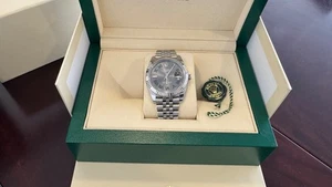 Rolex Datejust 41 Wimbledon Full Set Full Links 2021 mit Einkaufsrechnung - Bild 1 von 15