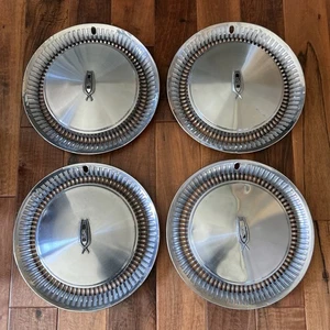 VINTAGE 1974-76 SET of 4 OLDSMOBILE CUTLASS / 98 15" HUBCAPS / OEM - Picture 1 of 14