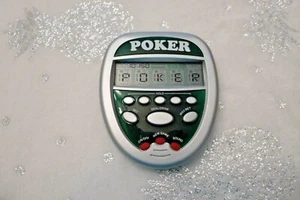 Gioco di poker elettronico portatile - Foto 1 di 4