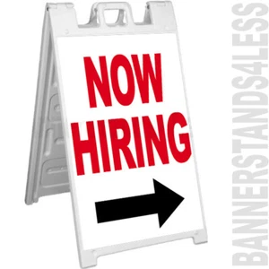 NOW HIRING Significade Insegna A-Frame Martello Marchio Sandwich Pavimentazione Cartello - wb - Foto 1 di 1