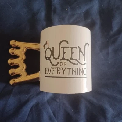 Bigmouth Inc Queen Of Everything Mango Corona Lavado a Mano Sopa Té Taza Café Taza Taza Foto 1 de 4