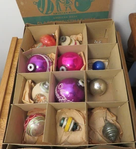 Shiny Brite Ornaments 6 and Large Box 15" x 11" x 3.5" - Picture 1 of 7