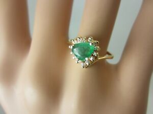 14k Yellow Gold 0.68 ct Colombian Emerald and Diamond Ring 0.82 carat TW