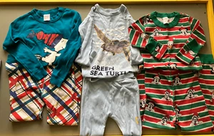 Hanna Andersson Peanuts Skating Snoopy & Mickey PJ Sz 5 & Gap Nat Geo Turtle - Picture 1 of 18