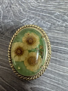 Vintage Lucite Blumen Brosche Damen Anstecknadel Schmuckbehälter C - Bild 1 von 2