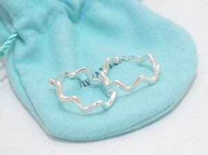 Tiffany & Co. Sterling Silver Paloma Picasso Zig Zag Hoop Earrings - Picture 1 of 6