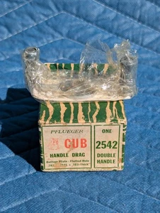 Vintage Pflueger Cub Reel No. 2542 Double Handle in Box w/Insert - NOS! - Picture 1 of 13
