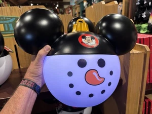 NEW WDW Disney Park 2025 Christmas Mickey Mouse Snowman Light-Up Molded Figurine - Picture 1 of 6
