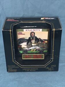 Kyle Petty Racing Champions #42 1993 Limited Edition 1/64 Mellow Yellow