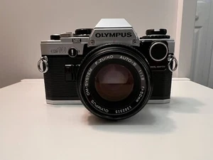 Olympus Om10 with 50mm f1.8 - Picture 1 of 8