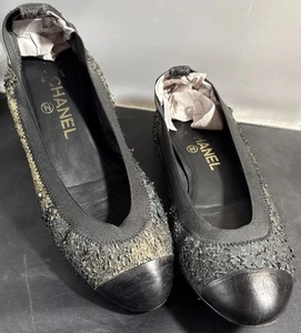 Chanel Ballet Flats Leather black cap toes logo printed in gold SZ 37.5 - Picture 1 of 24