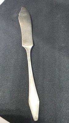 Cuchillo de mantequilla Holmes Edwards 1800 Foto 1 de 3