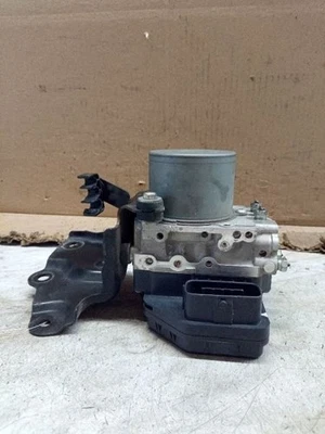 Conjunto de freno antibloqueo Toyota Rav4 2006-2011 2,5 L 44540-0R050  Foto 1 de 4