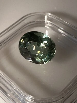 Top! Impresionante piedra preciosa natural de apatita verde VVS 7,88 quilates Foto 1 de 4