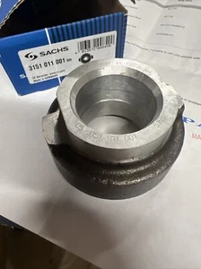 Clutch Release Throwout Bearing Steyr Puch Pinzgauer 710 712 - Picture 1 of 2