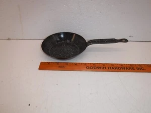 Vintage Black With White Speckles Enamelware Graniteware 5 1/4 In. Skillet - Picture 1 of 7