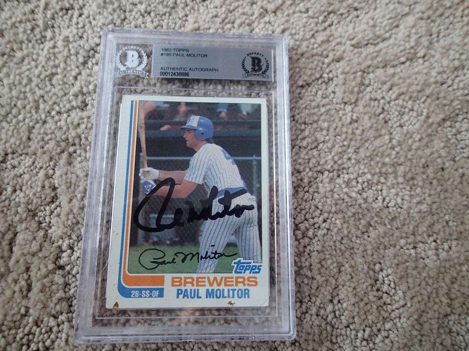 1982 Topps #195 PAUL MOLITOR Signed AUTO BECKETT COA SLAB HOF Milwaukee Brewers - Image 1 of 1