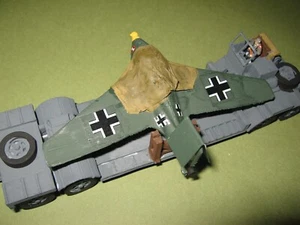 Messerschmitt Me163B su vagone a pianale ribassato Sd/Ah.116 Augusta 1945. (1:87) - Foto 1 di 9