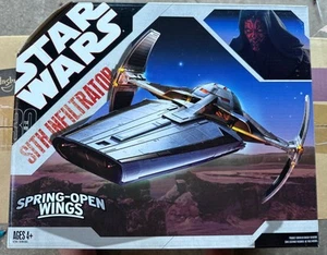 Hasbro Star Wars 30th Anniversary: Sith Infiltrator Vehicle Action Figure - Picture 1 of 7